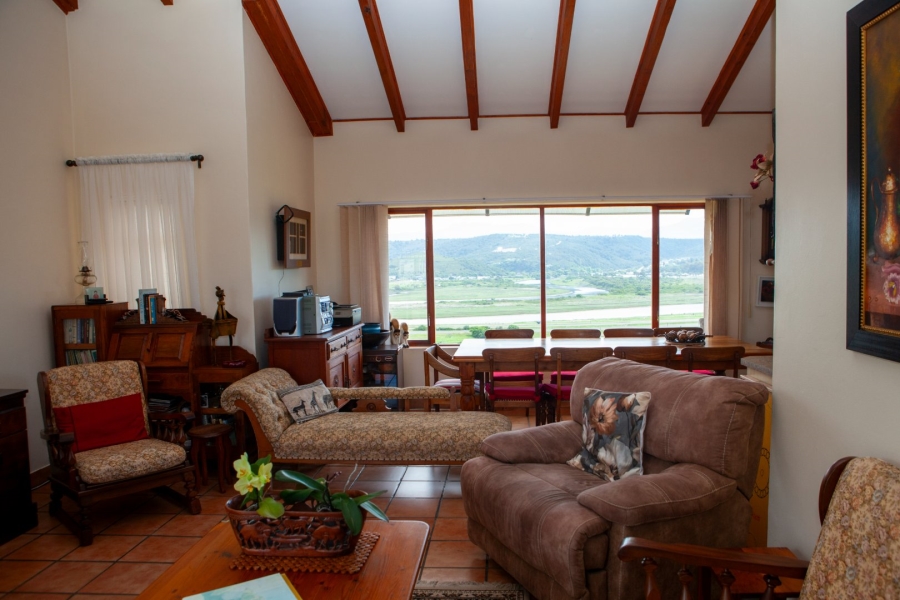 4 Bedroom Property for Sale in Southern Cross Western Cape